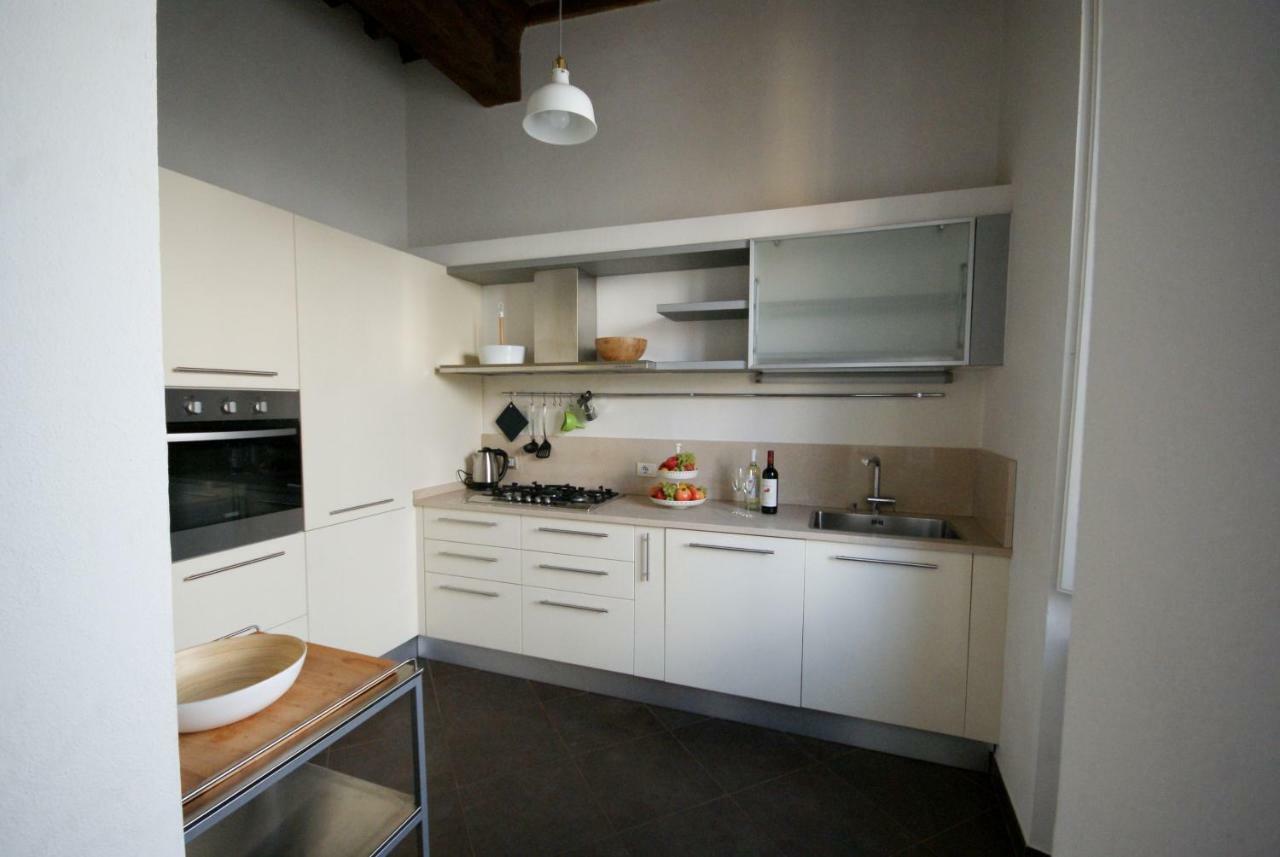 Tabacchi Luxury Apartment In Lucca Historical Center Near Toll Parking Exterior photo
